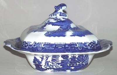 Vegetable Dish with Cover c1933